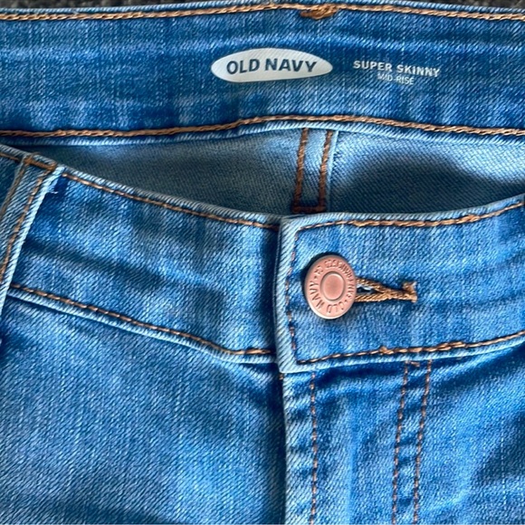 Mid Ride Super Skinny Jeans - Picture 3 of 3